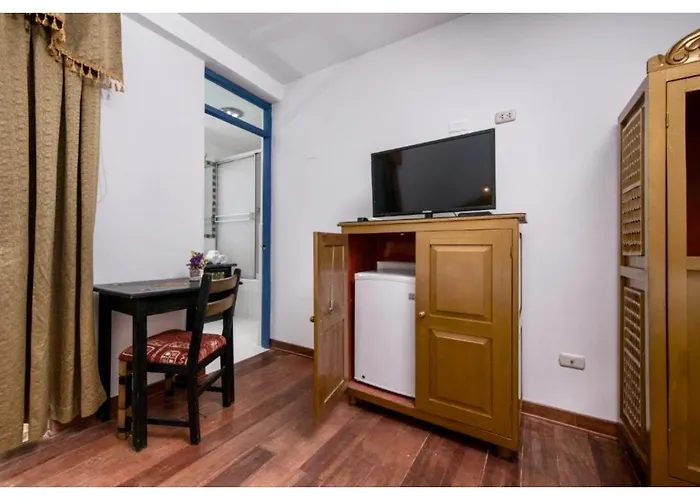 Inkarri Regocijo Plaza ホテル 3*