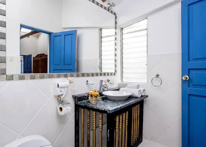 Hotel Inkarri Regocijo Plaza 3*